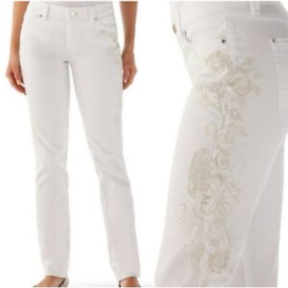 WHITE HOUSE BLACK MARKET White Women’s Denim Floral Embroidered Crop Jeans SZ 2 - Picture 1 of 15